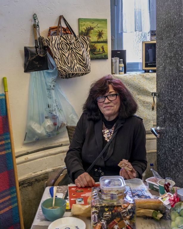 toilet lady